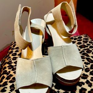 Franco Sarto wedge sandals
